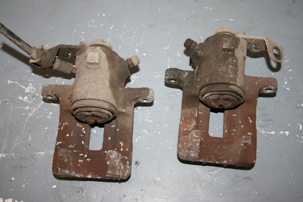 Etrieri Etrier Stanga Dreapta Seat Leon Cordoba 2001-2005