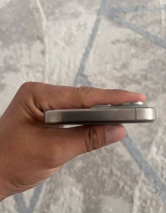 Iphone 16 pro с гарантией