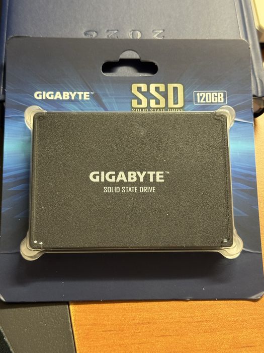 SSD 120GB Gigabyte