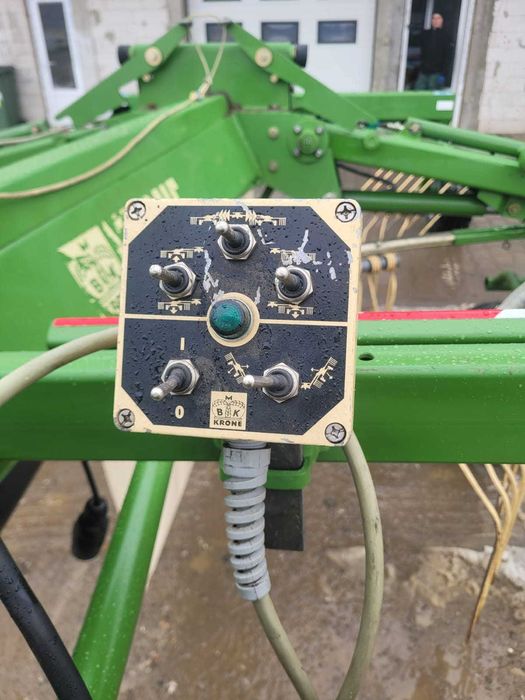 Grebla de adunat fan dublu Krone