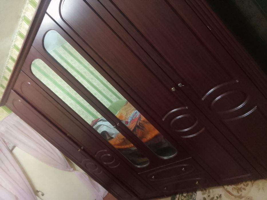 Шкаф стенка деревянная отличном состоянии