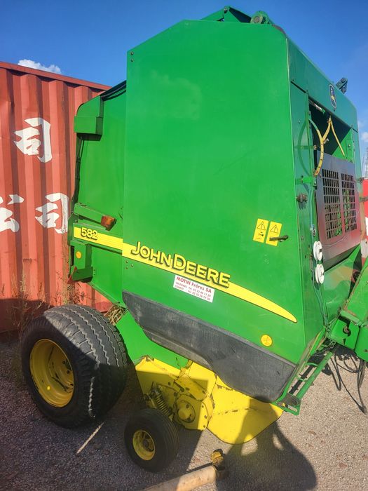 Пресс-подборщик John Deere 580