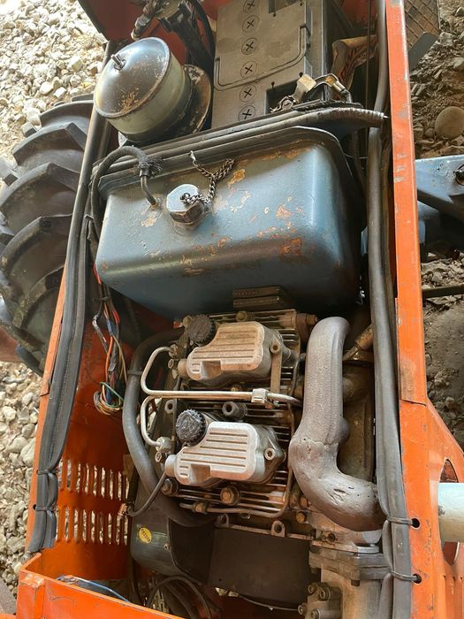 Tractoras Antonio Carraro di G