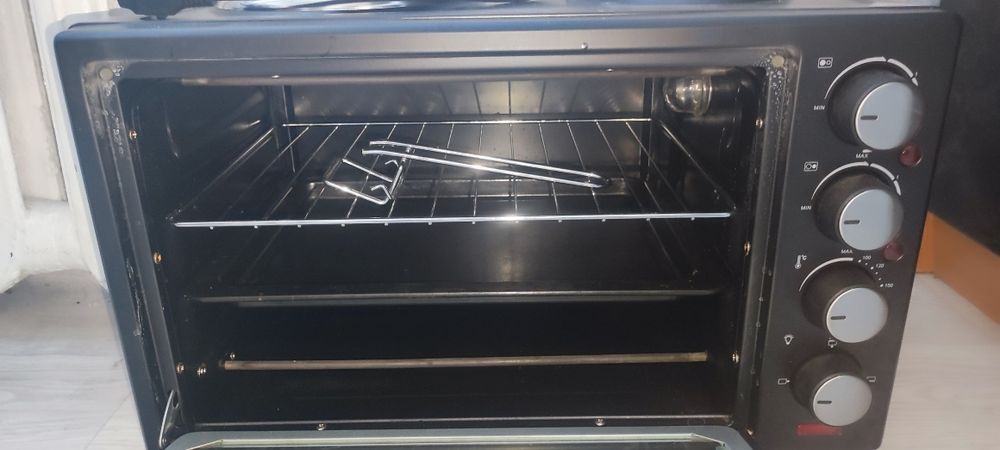 Продам отличную минипечь, духовку
