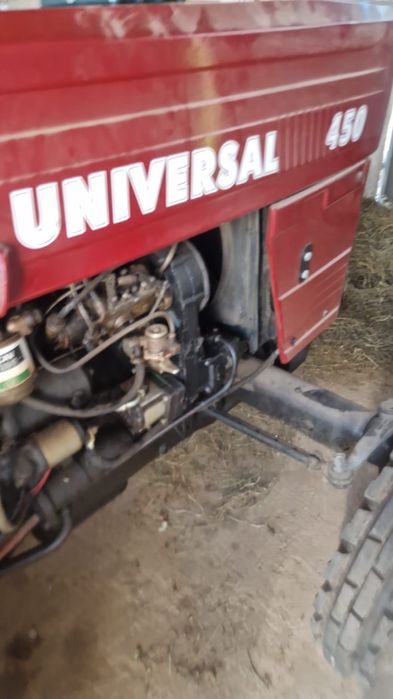 Tractor universal 450