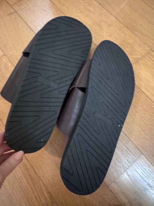 Кожени джапанки reserved