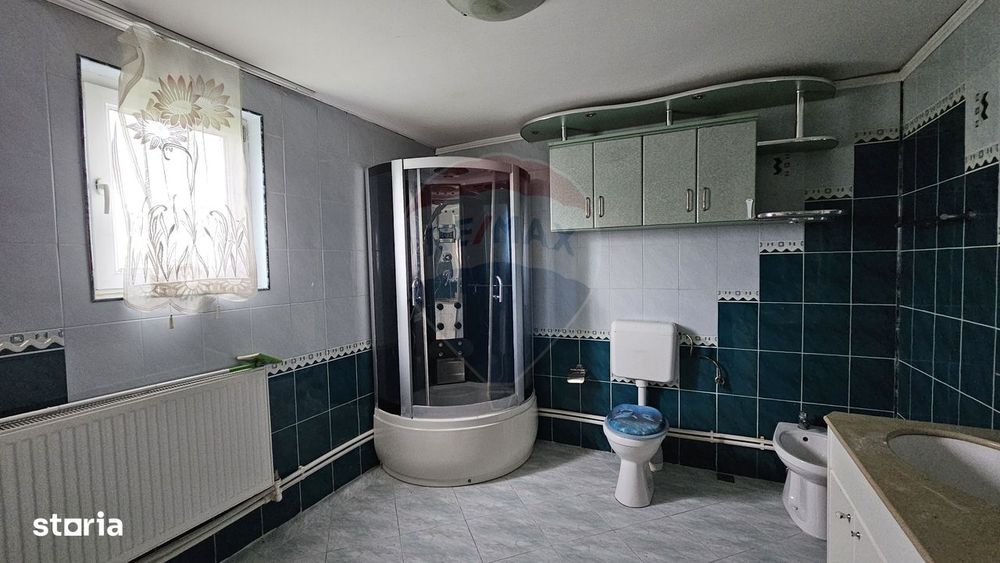 Casă / Vilă cu 5 camere de vânzare in Udești-Chilișeni, Suceava