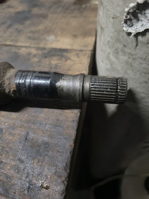 Привод без ШРУС гольф 3 правый