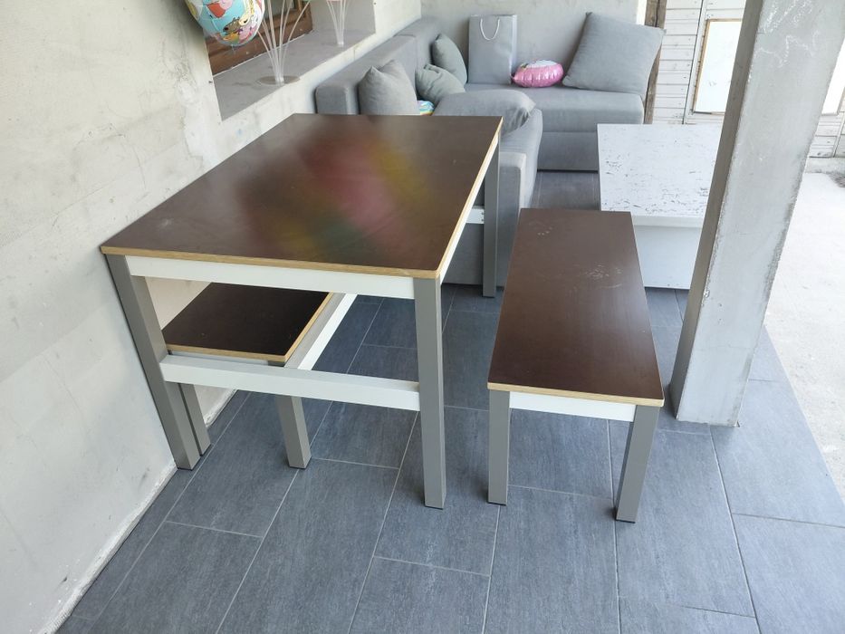 Set masă cu băncuțe – ideal pentru balcon/terasă