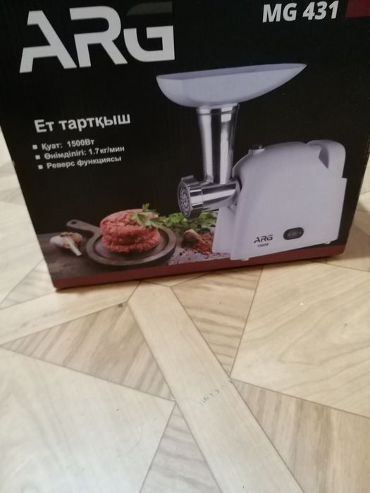 Продам! Мясорубк электрическая ARG.MG431. !