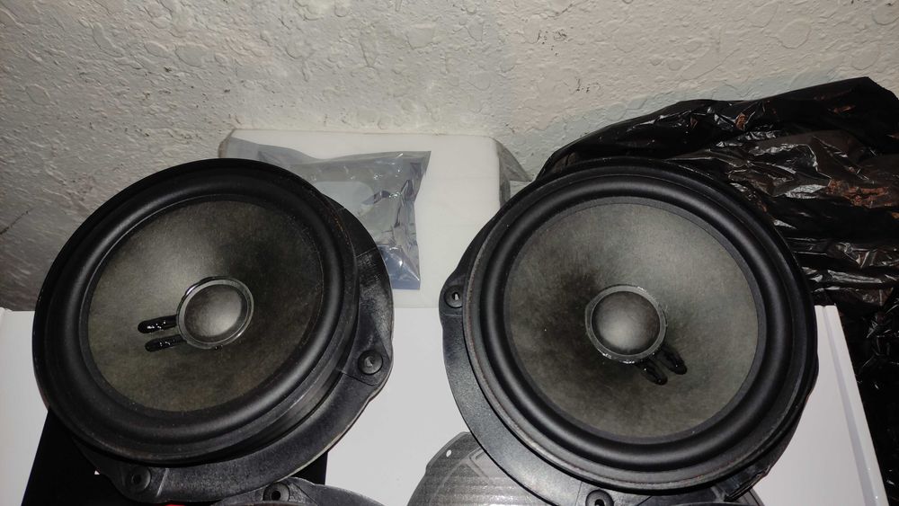 Тонколони CANTON