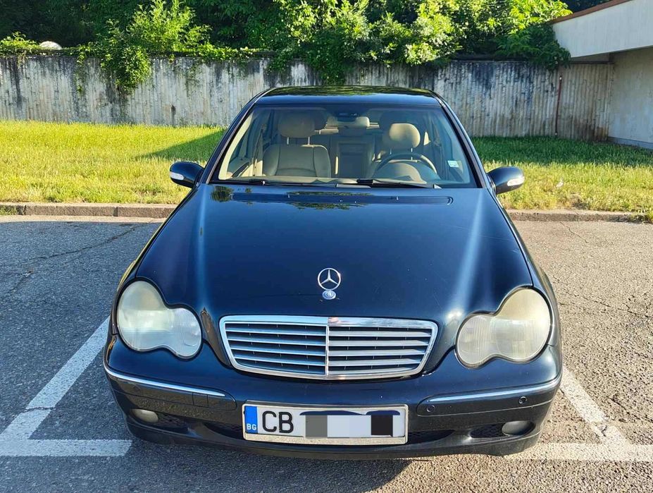 Mercedes-Benz w203 220cdi elegance  ; автомат, кожа.
