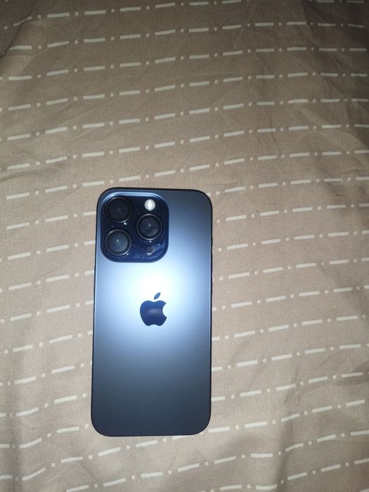 iPhone 15pro 256 baterie 89  telefonul e că nou fac și schimb