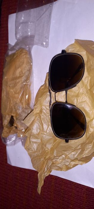 солнце защитные очки . стекло.