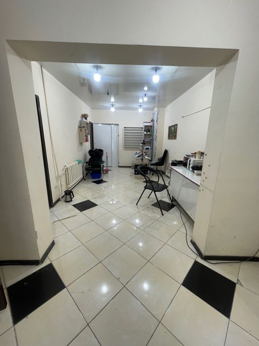 Продаётся 3/1/5 нежылой помещение