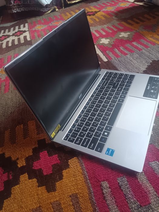 Aspire 3 A325-53 i5 16 512GB