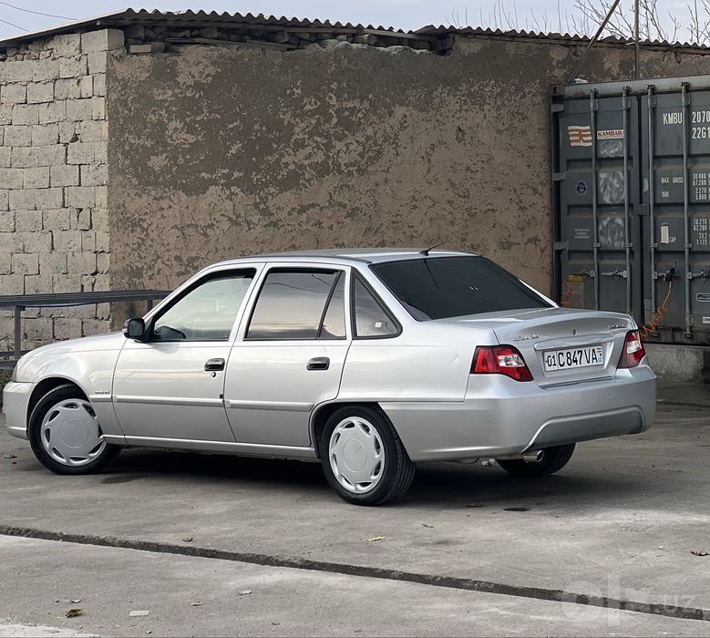 Tayyor Nexia 2  sotiladi