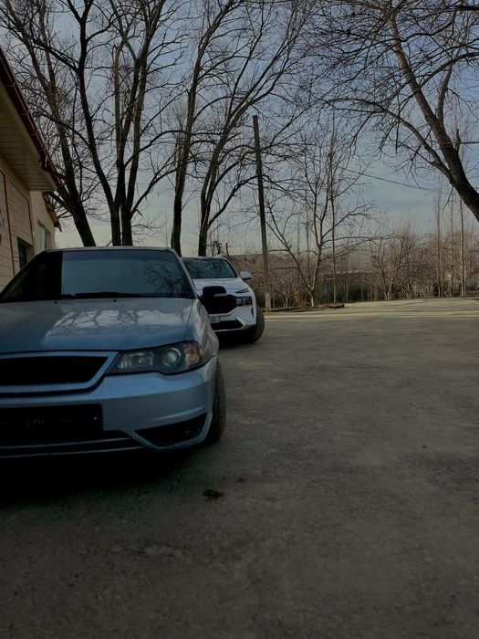 Moshina 1.5 Gibrid probeg 2 krukdan oshgan yili 2014metan gazi bor