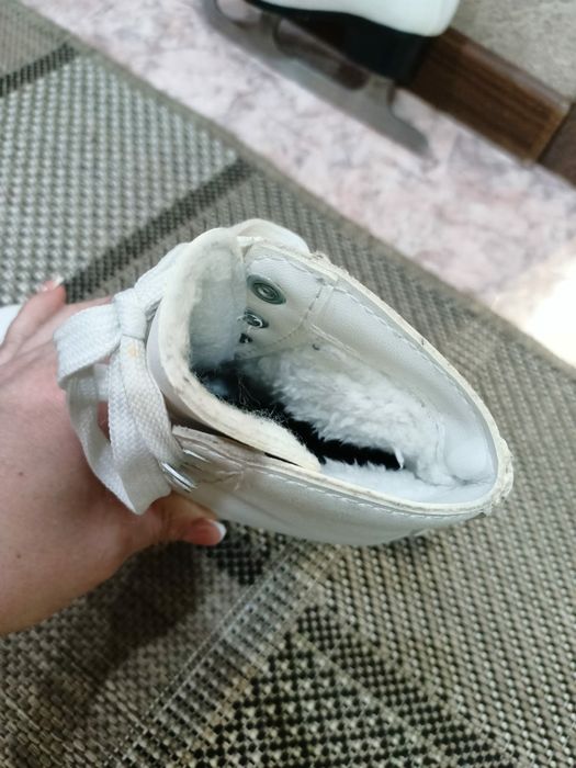 Продам коньки в идеальном состоянии.