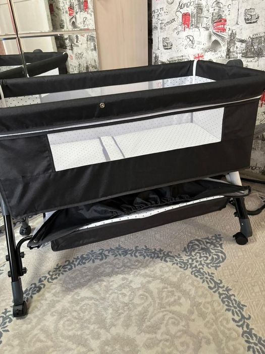 Кроватка манеж новая