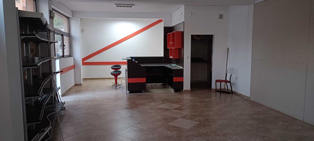 Дава се под наем Магазин в Кърджали, Възрожденци - 75 кв.м за 178.5 € - Снимка #3