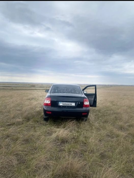 Продам приора 2011 год