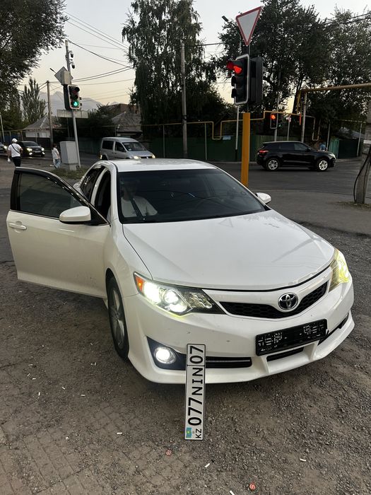 Тайота камри 50