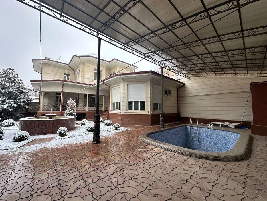 Продаётся евродом 595м2 премиум класса 6,2 соток, на Никитина