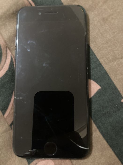 iPhone 7 128GB черен