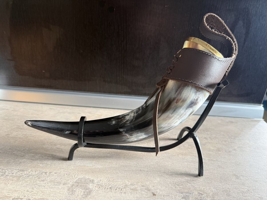 Corn de baut , viking