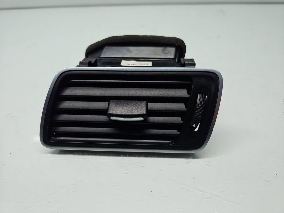 Grila aerisire stanga Volkswagen Passat CC (358) [Fabr 2012-2016] 3AC8