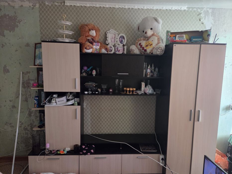 Срочно отдам стенку