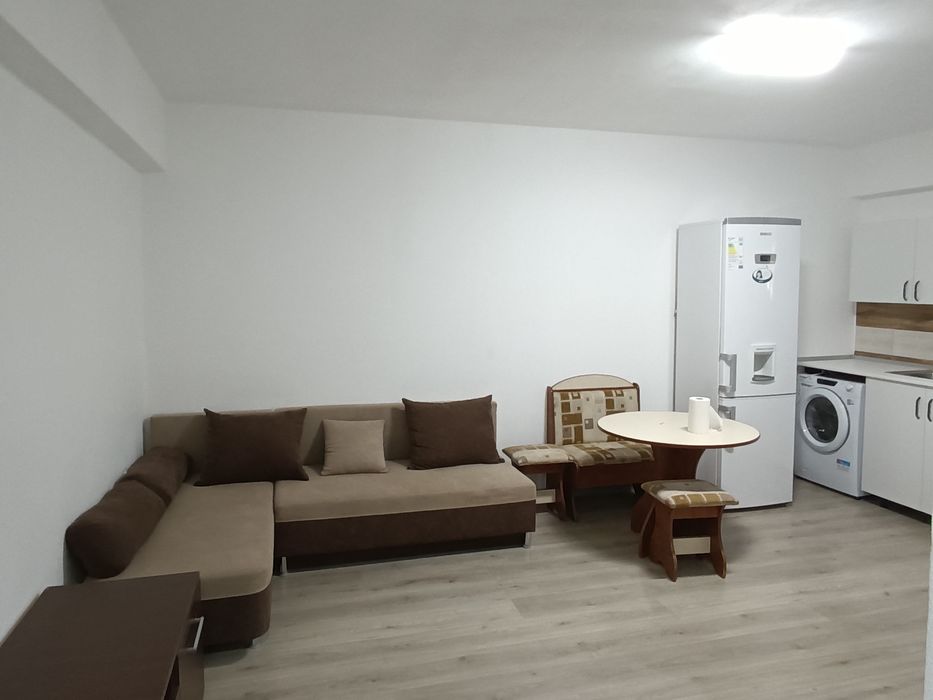 Inchiriez apartament 2 camere bloc nou cu loc de parcare propriu