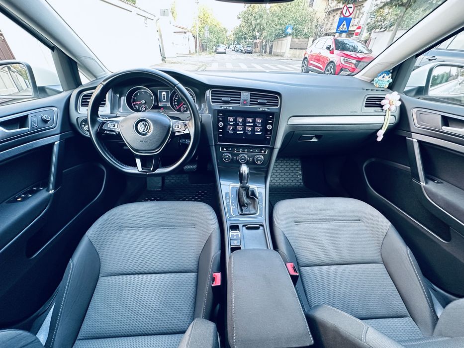 VOLKSWAGEN Golf 0 — imagine 4