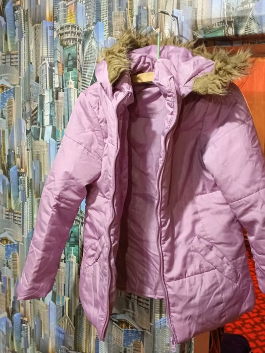 Продам детские шубки тёплые