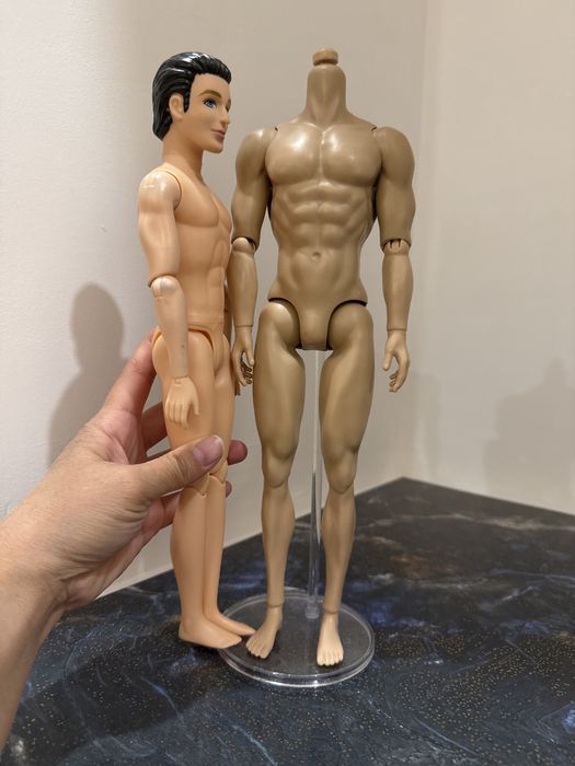 Кукла мужчина пластик