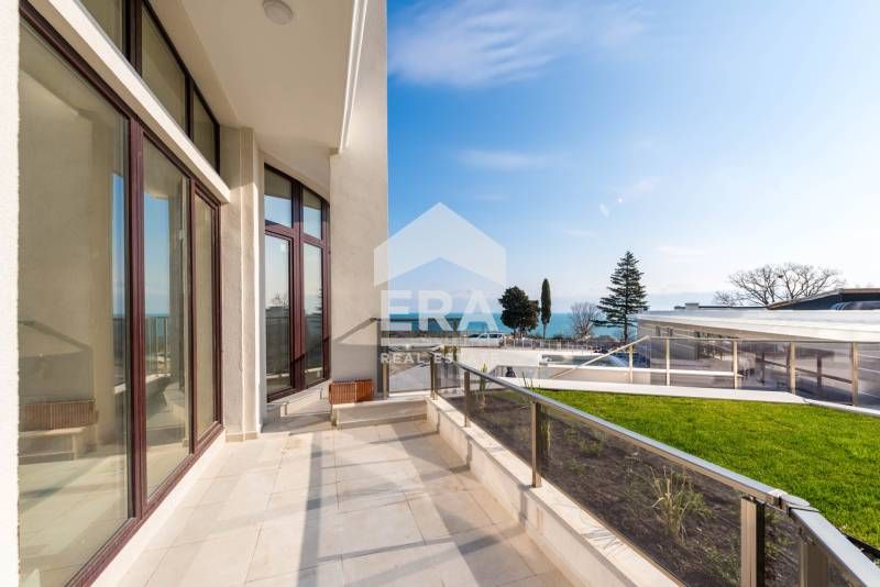 Продава се Тристаен апартамент в Варна, Чайка - 145 кв.м за 1573 €/кв.м - Снимка #3