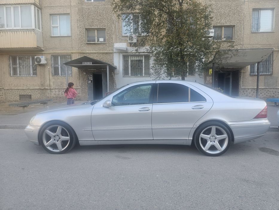 Mercedes S-class w220