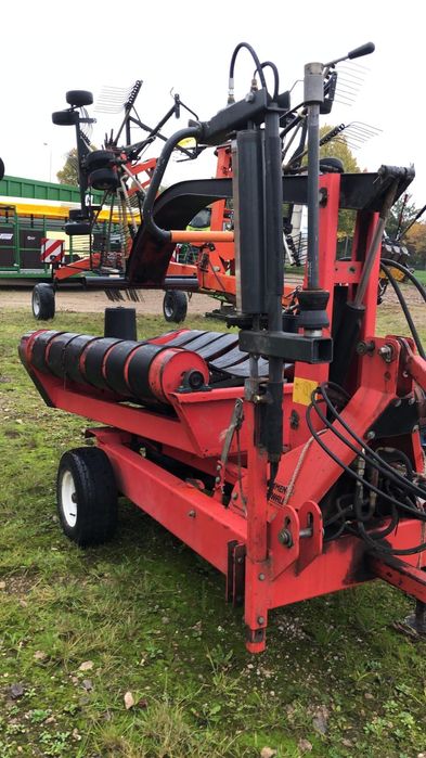 Vând tractor Konig 80 cai+înfoliator Italian Cararo