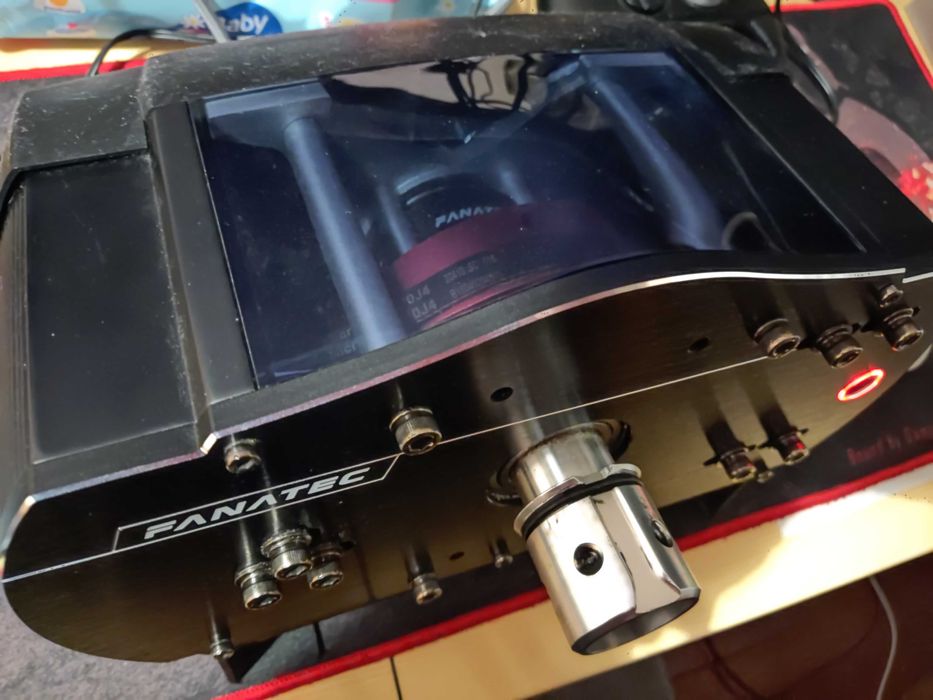 Fanatec Clubsport Base v2.5 и CSL Steering Wheel P1 V2