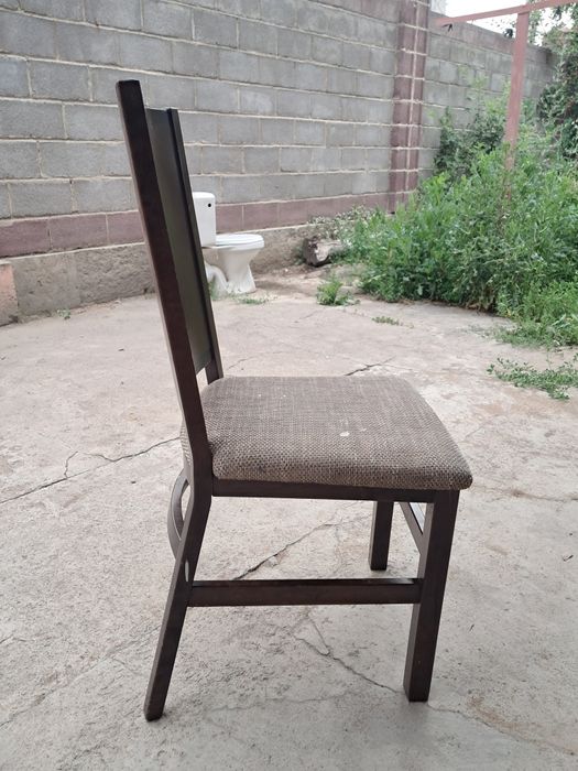 Продаются стулья в каскелене
