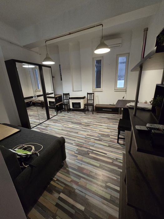 Garsoniera de inchiriat - calea mosilor - direct proprietar