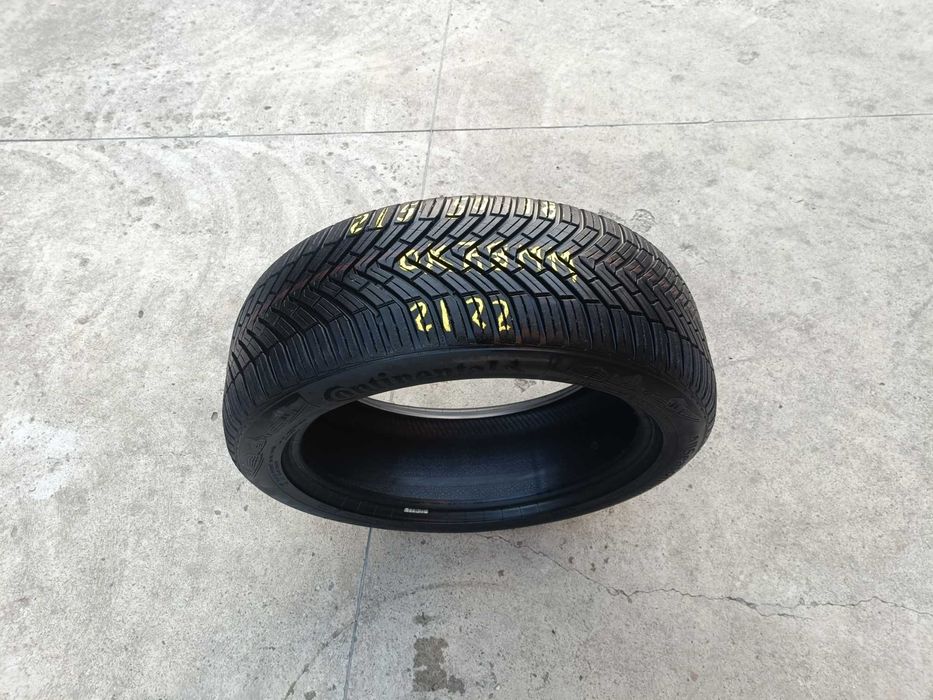 O anvelopa 215 50 18 Continental AllSeason profil 7,8 mm dot 2022