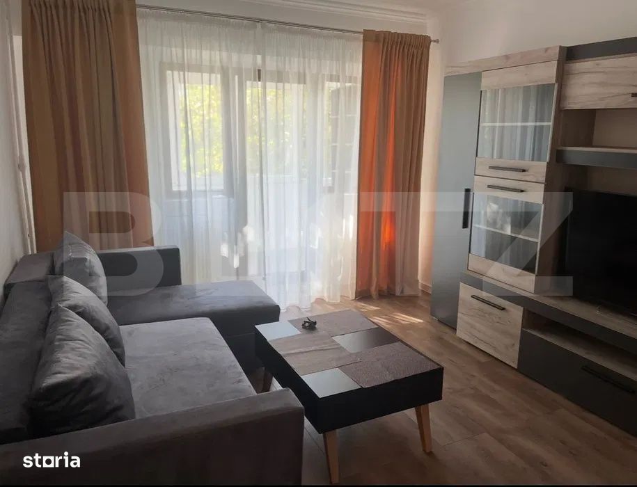 Apartament 3 camere, 70 mp, zona Pod de Fier