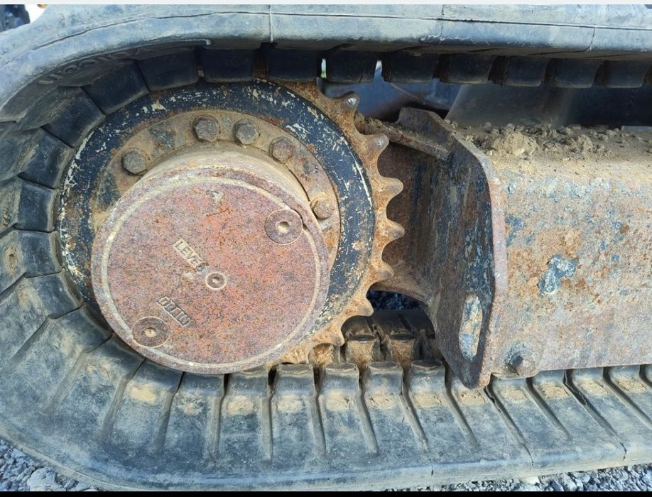 Vand/inchiriez miniexcavator Hitachi ZX29U 3 tone 2015