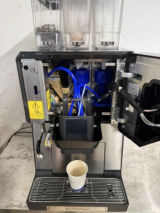 Gaggia La Radiosa aparat cafea profesional 1 rasnita,2 instant an2023