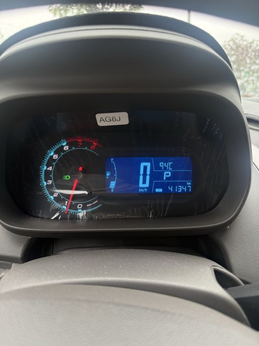 Chevrolet Cobalt 2025 — 4