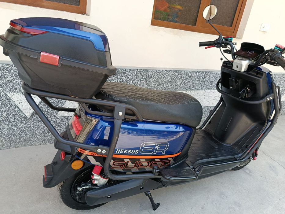 Skuter Neksus dugali