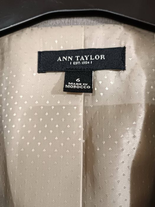 Сиво сако Ann Taylor