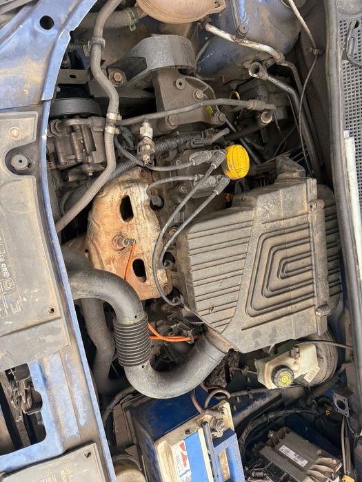 Двигатель Лада Ларгус К4М Рено